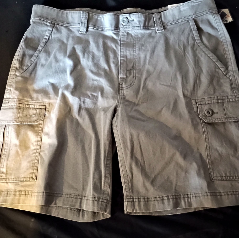 St. John's Bay Performance Comfort Stretch Size 40 Shorts